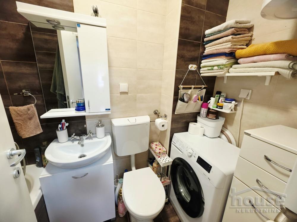 Slika 7 - Stan,NOVI SAD,TELEP,kv: 44.00, € 128000, ID: 1066216