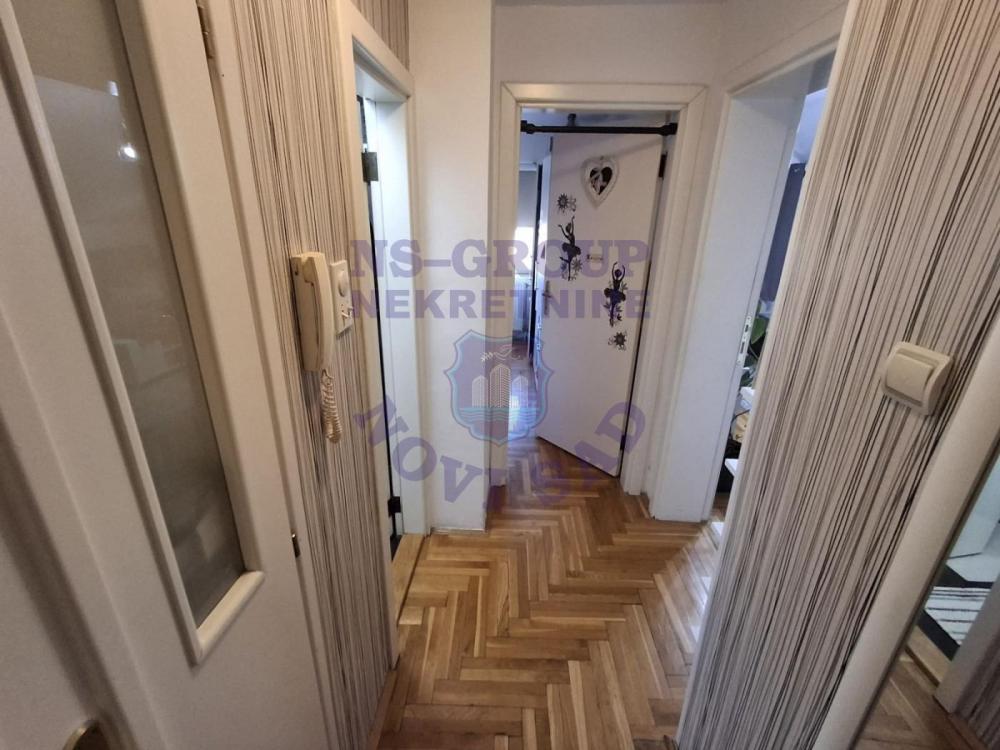 Slika 5 - Dvoiposoban stan na Detelinari 