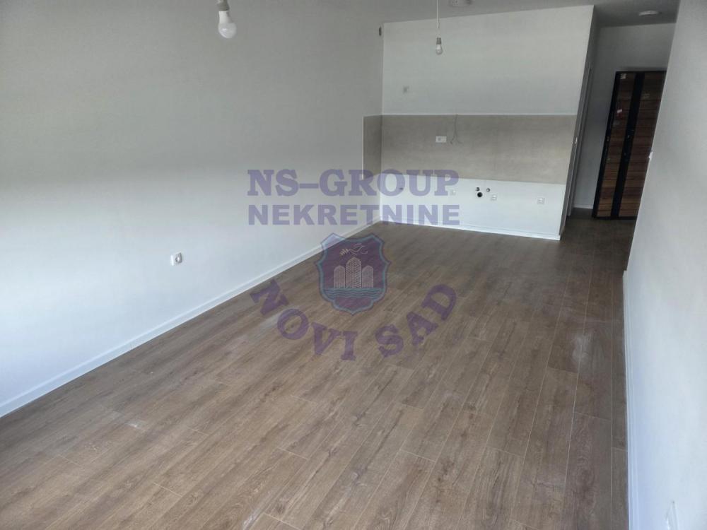 Slika 1 - Jednosoban, 35m2, Petrovaradin Novi Sad, sa terasom