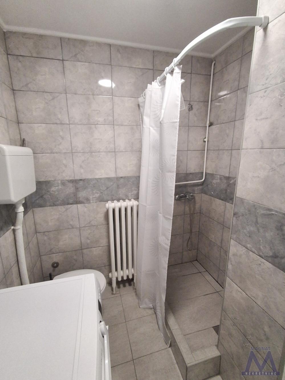 Slika 4 - Stan,NOVI SAD,SATELIT,kv: 14, € 56600, ID: 1019439