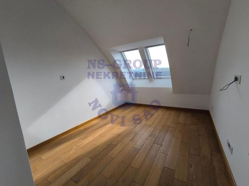Slika 6 - Petosoban, 161m2, Salajka (Partizanska ulica) Novi Sad, sa terasom, ima lift
