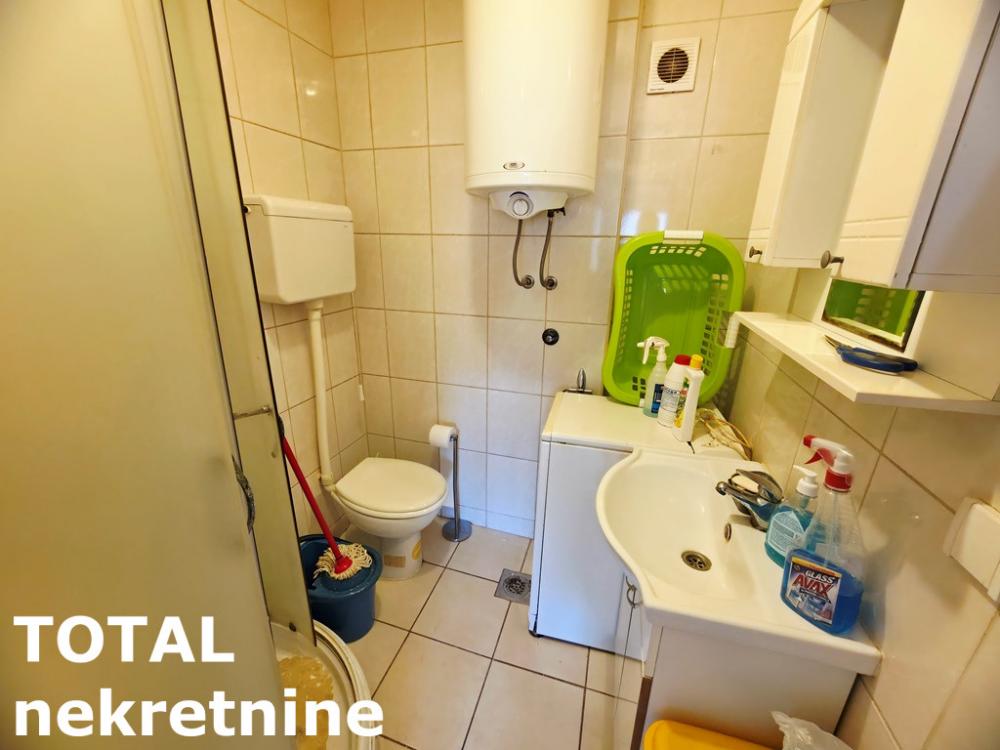 Slika 6 - Stan,NOVI SAD,ADAMOVIĆEVO NASELJE,kv: 31.00, € 90000, ID: 1102598