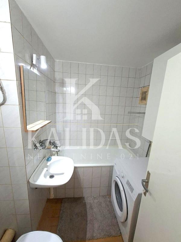 Slika 9 - Stan,NOVI SAD,LIMAN 4,kv: 50, € 164800, ID: 1008960