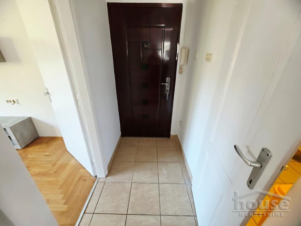 Slika 7 - Stan,NOVI SAD,ADAMOVIĆEVO NASELJE,kv: 31.00, € 90000, ID: 1065750