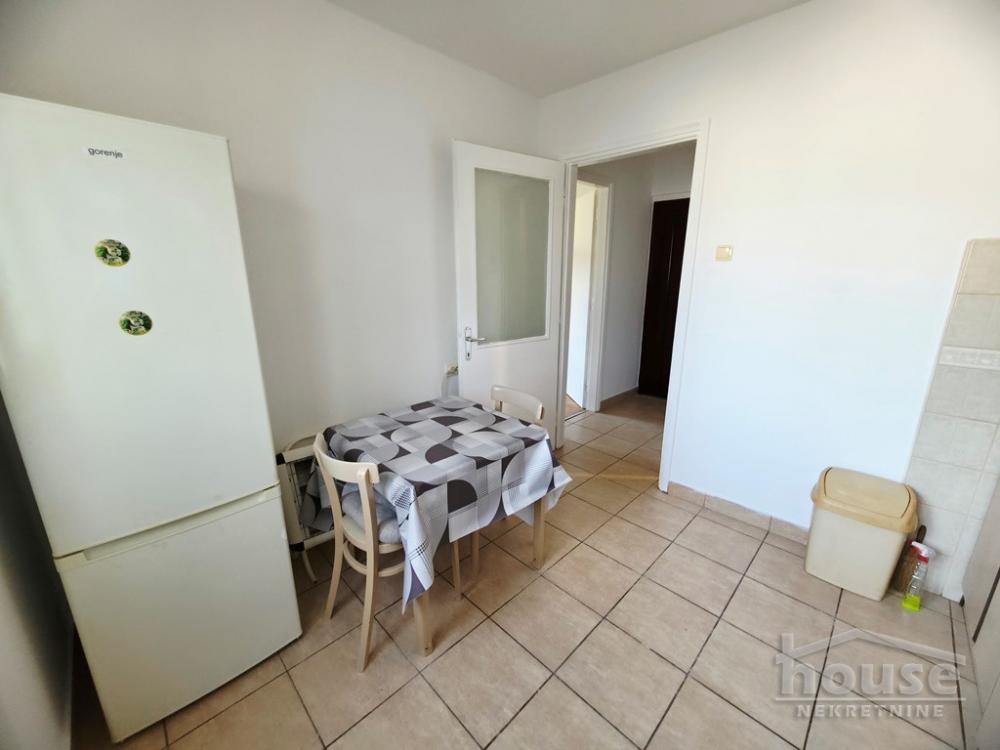 Slika 5 - Stan,NOVI SAD,ADAMOVIĆEVO NASELJE,kv: 31.00, € 90000, ID: 1065750