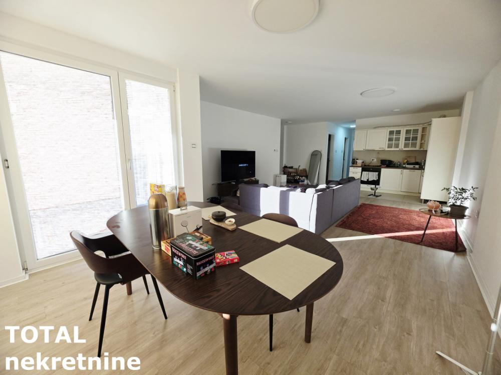Slika 3 - Stan,NOVI SAD,SAJAM,kv: 104.00, € 350000, ID: 1102999