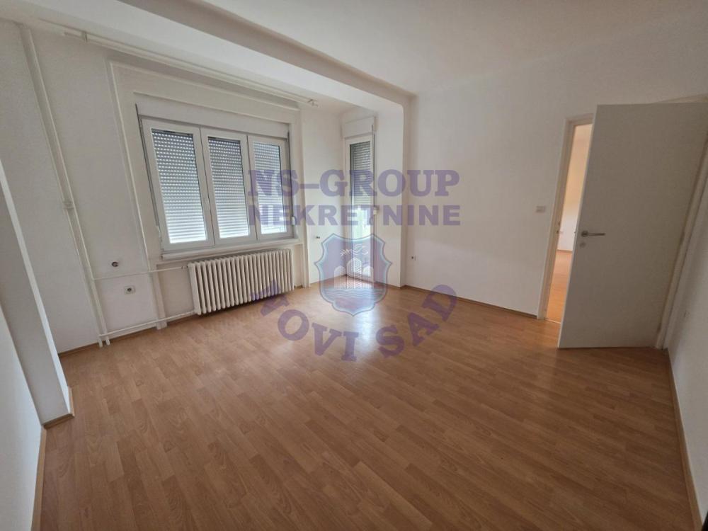 Slika 2 - 577056-Trosoban-112m2-Kej