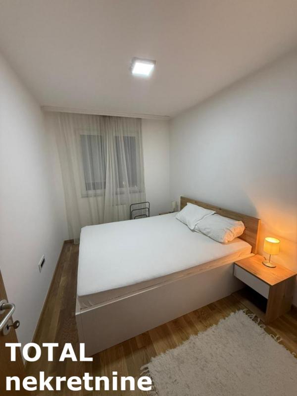 Slika 1 - Stan,PETROVARADIN,PETROVARADIN,kv: 31.00, € 108000, ID: 1103073