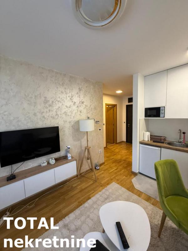 Slika 6 - Stan,PETROVARADIN,PETROVARADIN,kv: 31.00, € 108000, ID: 1103073