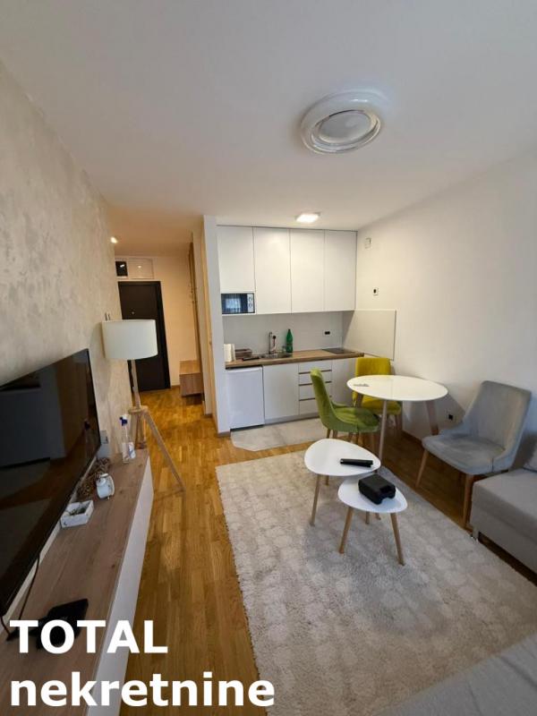 Slika 7 - Stan,PETROVARADIN,PETROVARADIN,kv: 31.00, € 108000, ID: 1103073