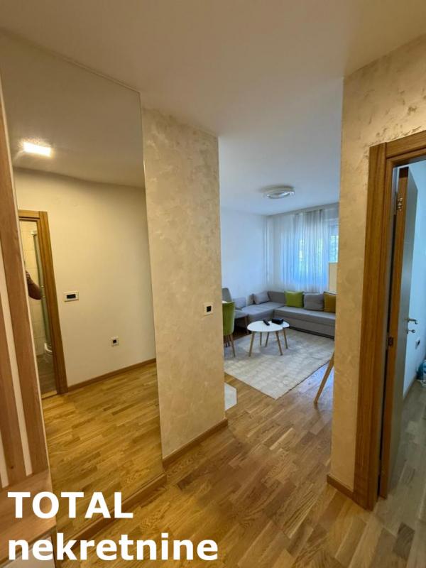 Slika 9 - Stan,PETROVARADIN,PETROVARADIN,kv: 31.00, € 108000, ID: 1103073