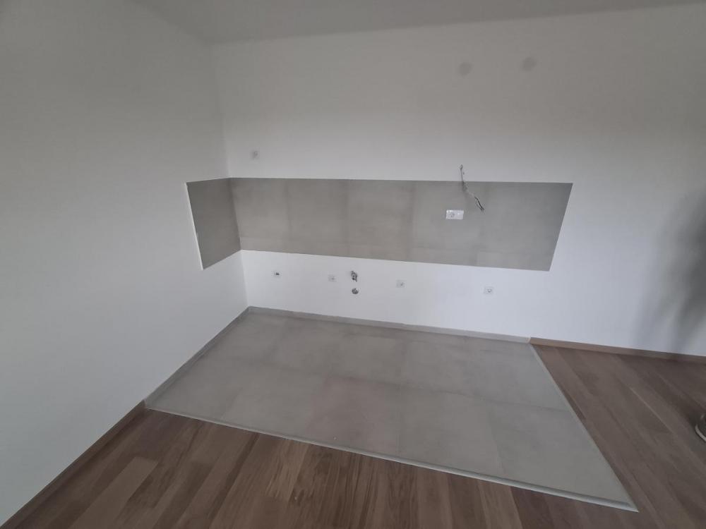Slika 3 - NOV Dvoiposoban stan 58m Salajka