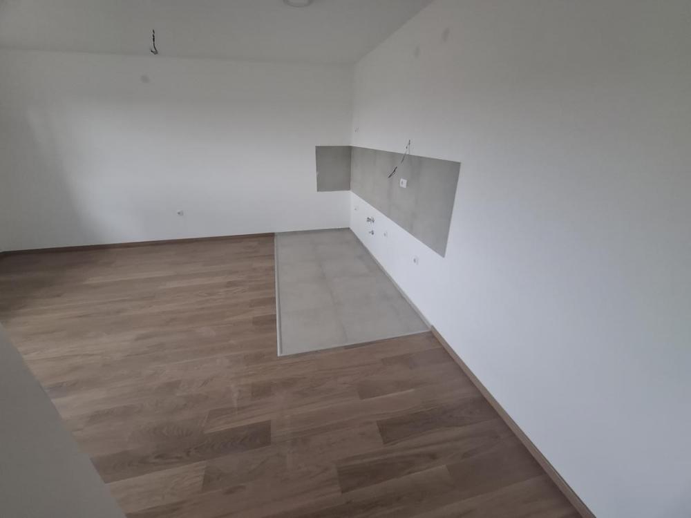Slika 2 - NOV Dvoiposoban stan 58m Salajka