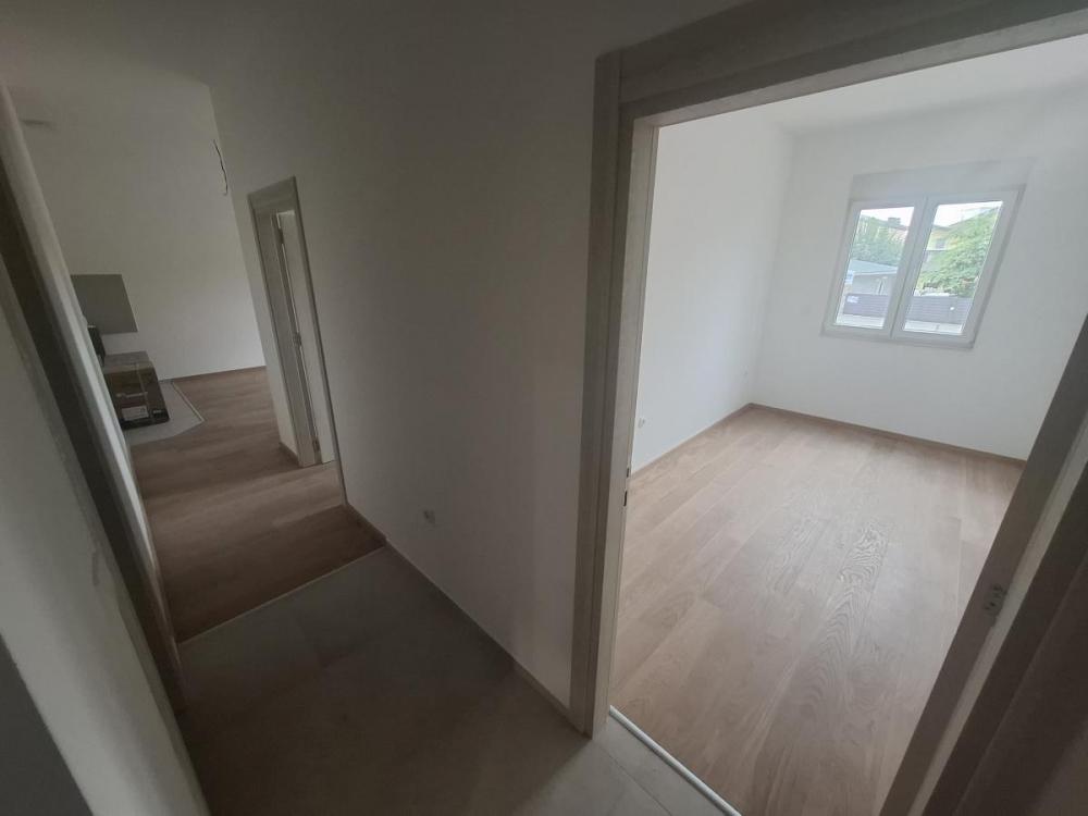 Slika 2 - NOV Dvoiposoban stan 53m blizu Centra