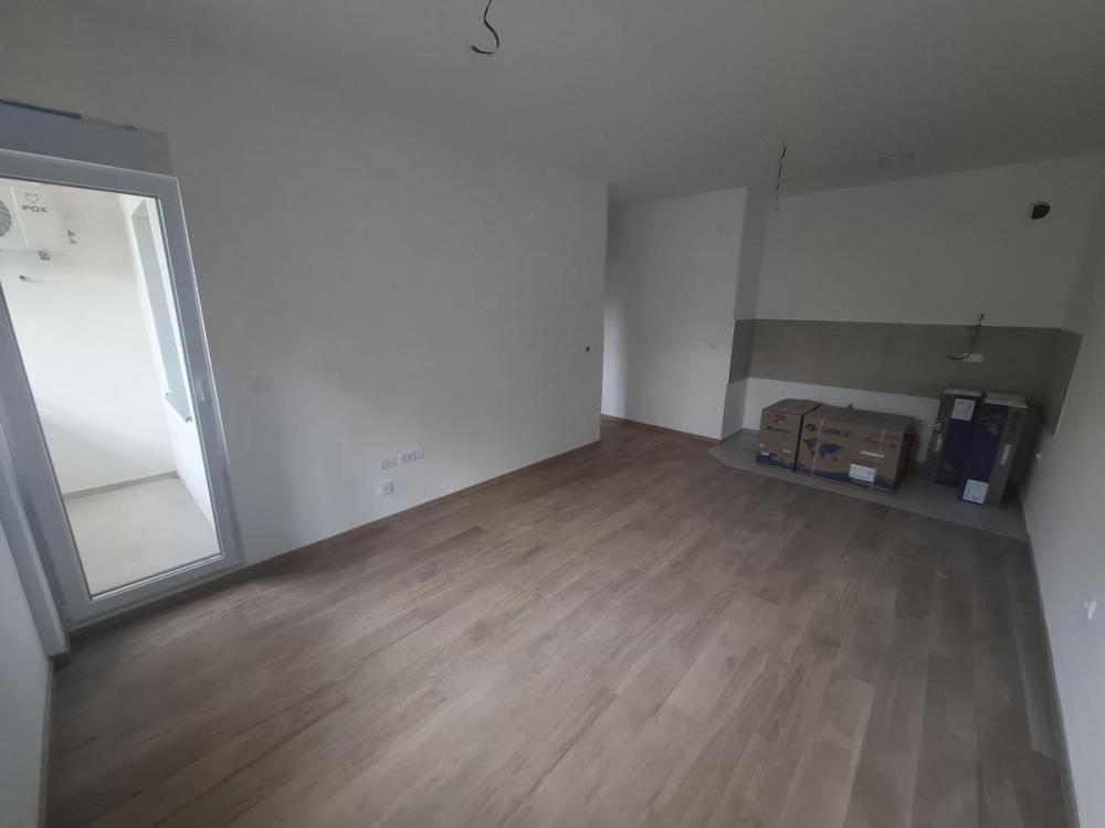 Slika 1 - NOV Dvoiposoban stan 53m blizu Centra