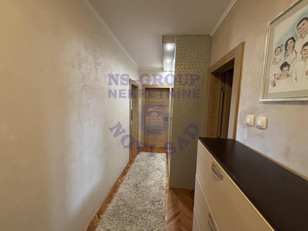 Slika 11 - Odličan trosoban stan na Novom Naselju-Šarengrad