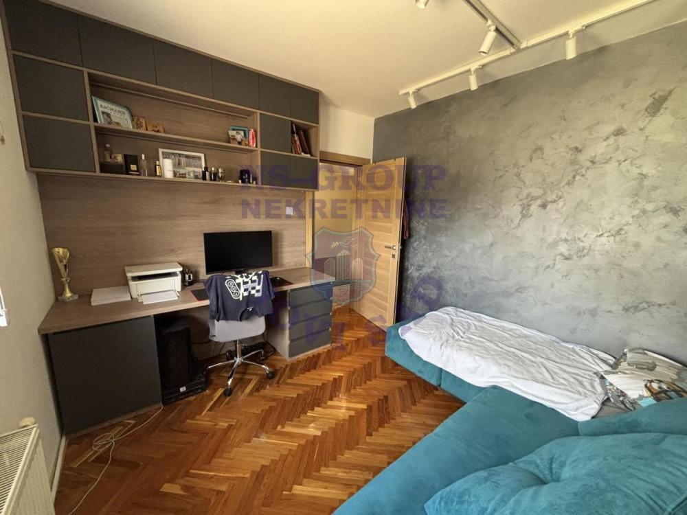 Slika 10 - Odličan trosoban stan na Novom Naselju-Šarengrad