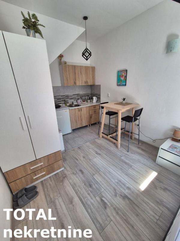 Slika 5 - Stan,NOVI SAD,GRBAVICA,kv: 34.00, € 69000, ID: 1103074