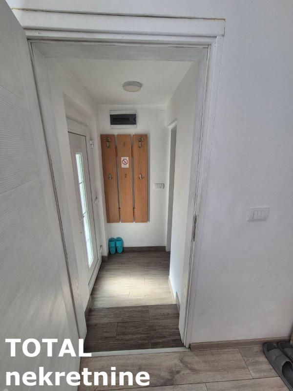 Slika 2 - Stan,NOVI SAD,GRBAVICA,kv: 34.00, € 69000, ID: 1103074