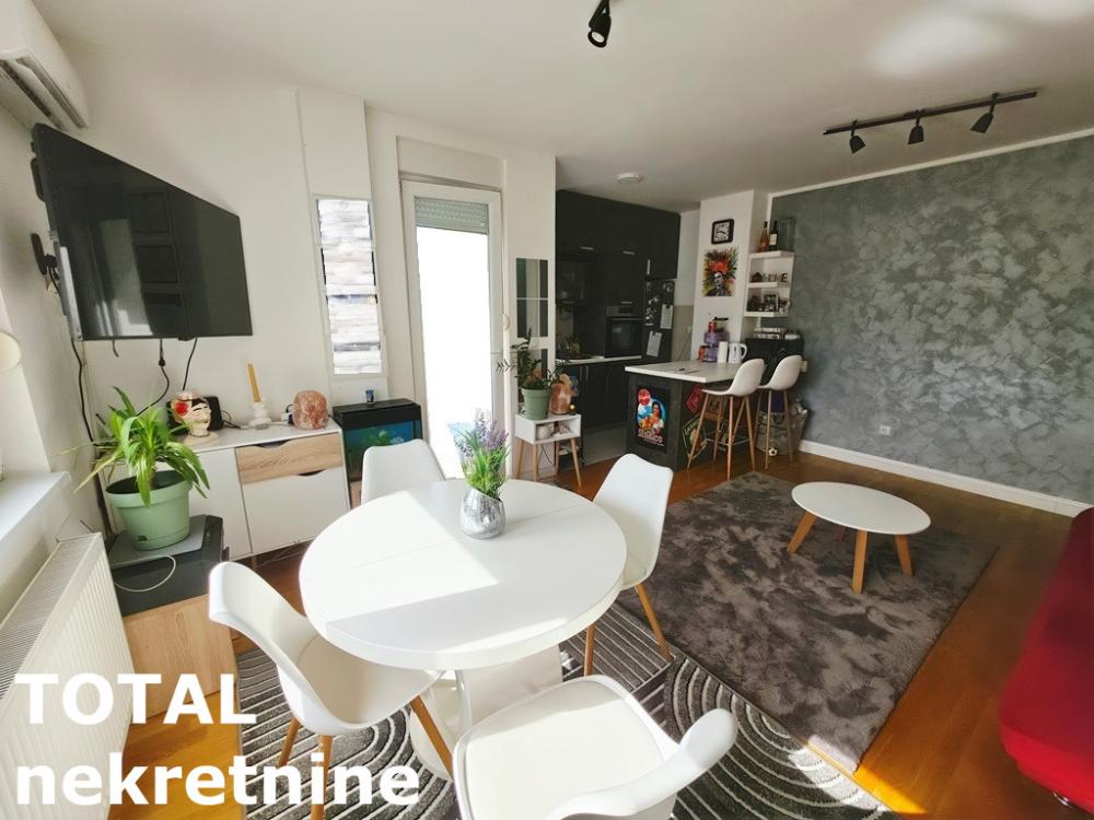 Slika 3 - Stan,NOVI SAD,TELEP,kv: 56.00, € 175000, ID: 1103060