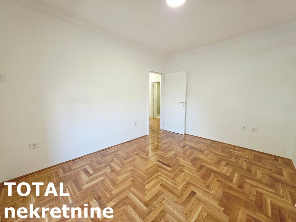 Slika 6 - Stan,NOVI SAD,BULEVAR PATRIJARHA PAVLA,kv: 66.00, € 178200, ID: 1103069