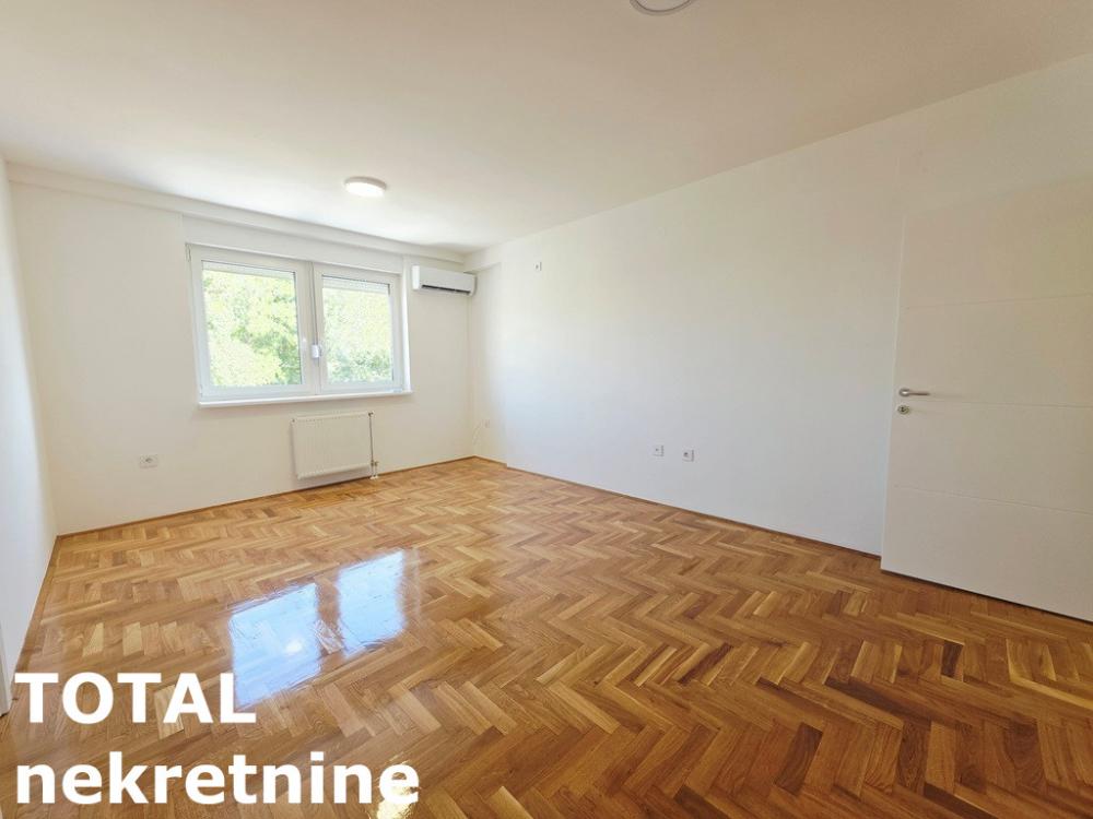 Slika 2 - Stan,NOVI SAD,BULEVAR PATRIJARHA PAVLA,kv: 66.00, € 178200, ID: 1103069