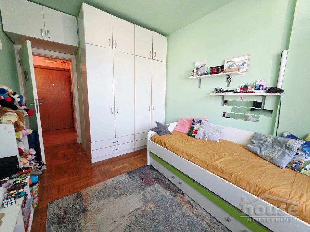Slika 6 - Stan,NOVI SAD,CENTAR,kv: 40.00, € 130000, ID: 1066212