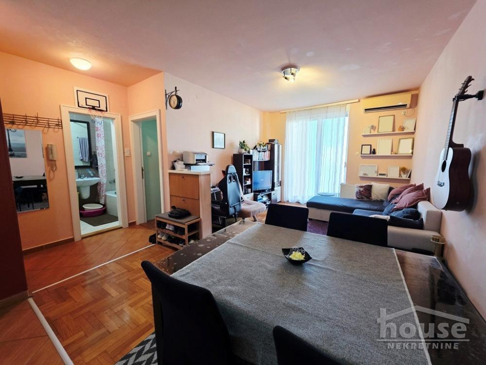 Slika 3 - Stan,NOVI SAD,CENTAR,kv: 40.00, € 130000, ID: 1066212