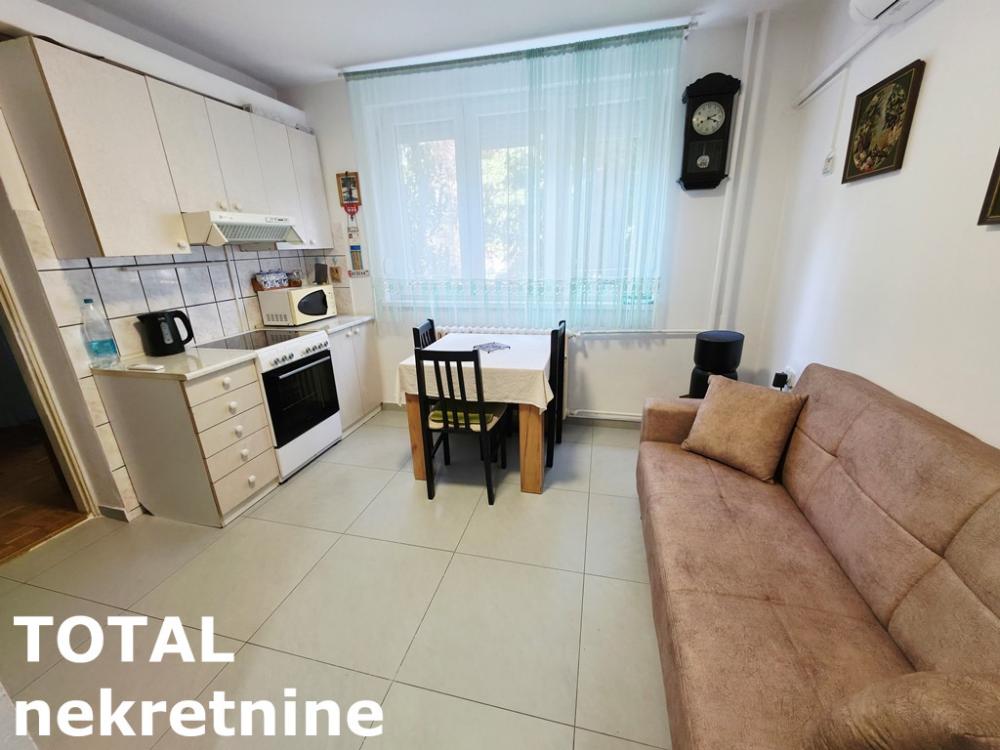 Slika 3 - Stan,NOVI SAD,DETELINARA,kv: 29.00, € 90000, ID: 1103076