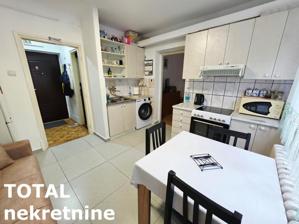 Slika 5 - Stan,NOVI SAD,DETELINARA,kv: 29.00, € 90000, ID: 1103076