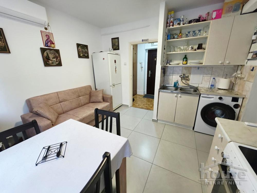 Slika 4 - Stan,NOVI SAD,DETELINARA,kv: 29.00, € 90000, ID: 1066230