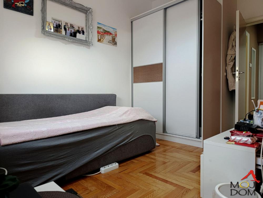 Slika 6 - Stan,NOVI SAD,TELEP,kv: 44, € 131840, ID: 1032720