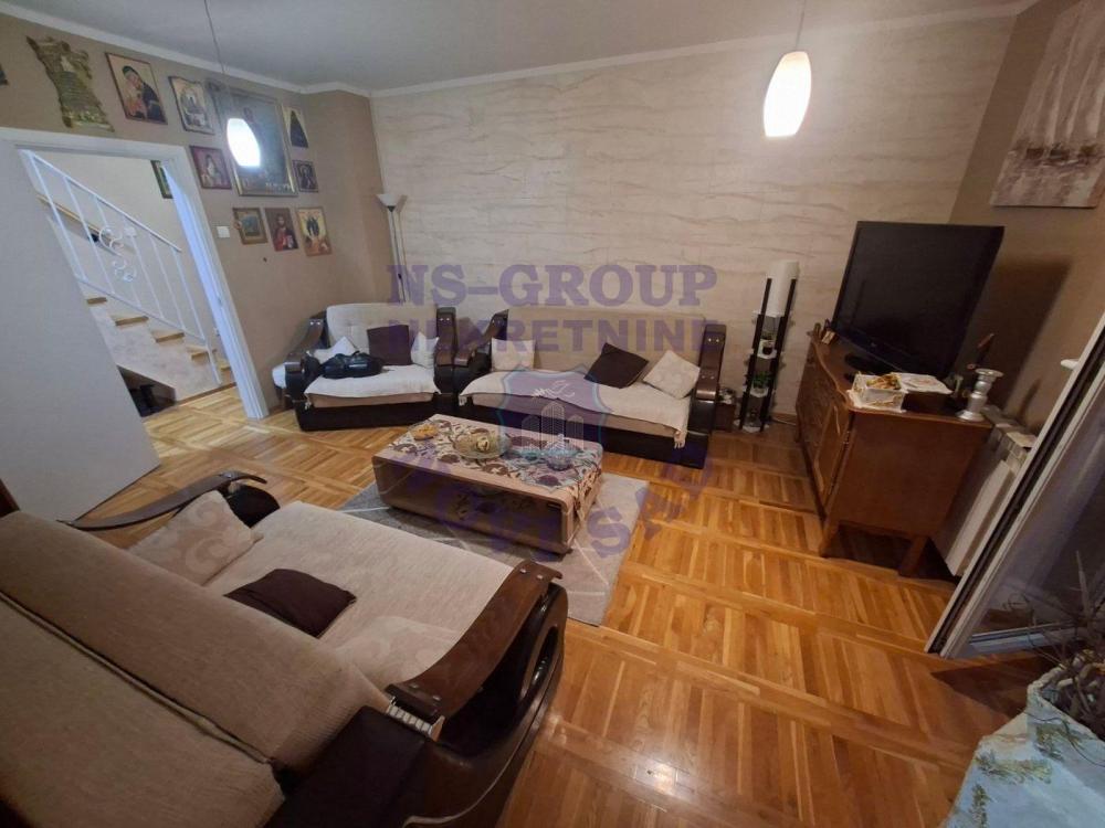 Slika 1 - Četvorosoban, 99m2, Bulevar Evrope Novi Sad