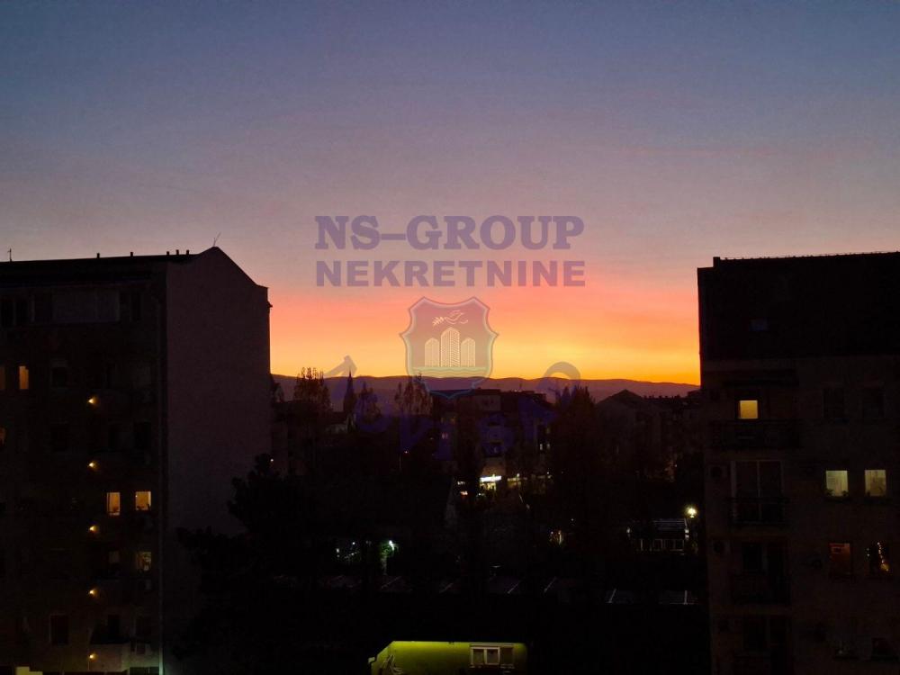 Slika 11 - Četvorosoban, 99m2, Bulevar Evrope Novi Sad