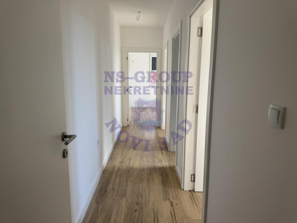 Slika 7 - Troiposoban, 81m2, Telep Novi Sad, sa terasom