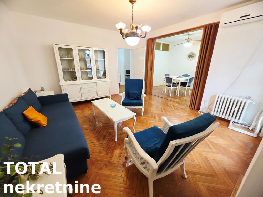 Slika 2 - Stan,NOVI SAD,CENTAR,kv: 105.00, € 250000, ID: 1103077