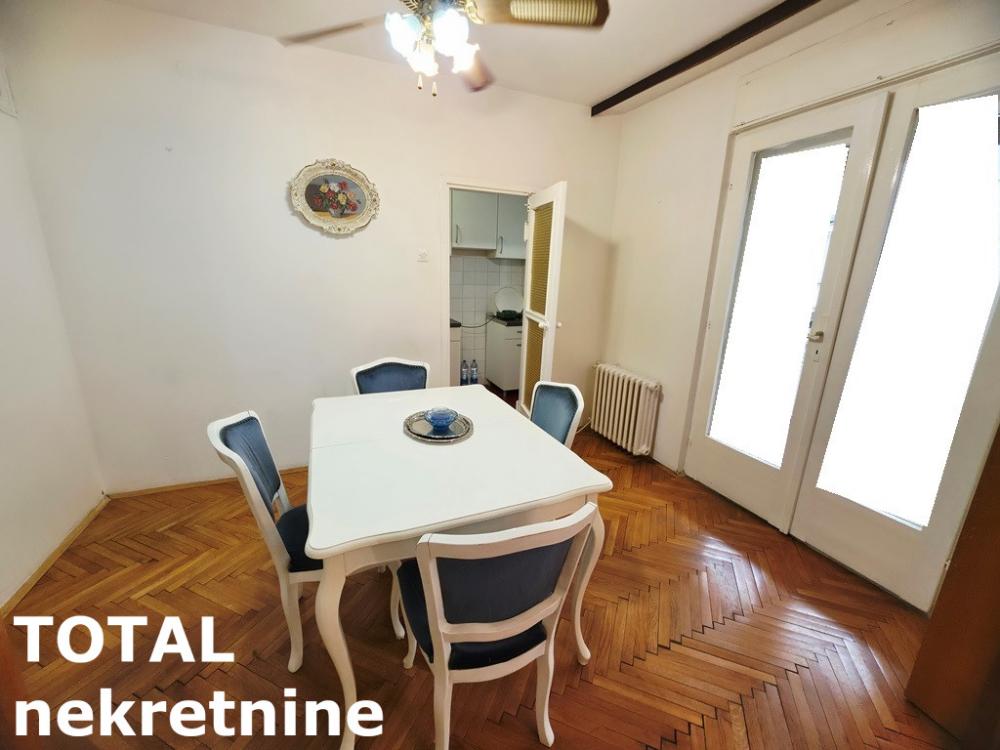 Slika 3 - Stan,NOVI SAD,CENTAR,kv: 105.00, € 250000, ID: 1103077