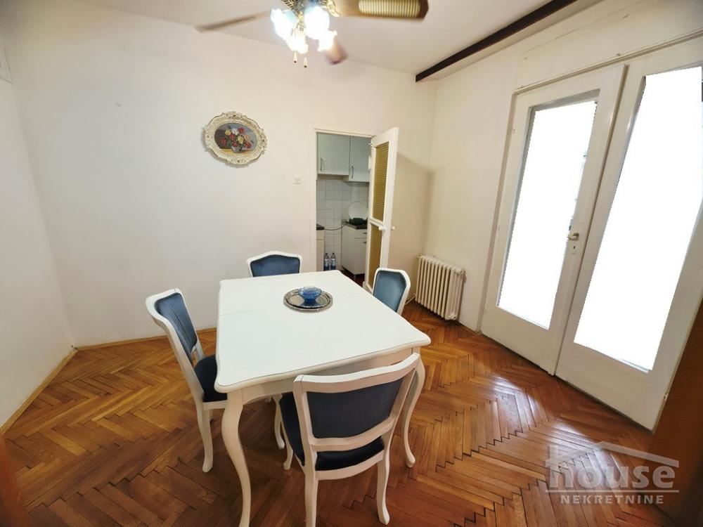 Slika 3 - Stan,NOVI SAD,CENTAR,kv: 105.00, € 250000, ID: 1066231