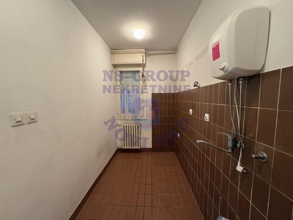 Slika 2 - Dvosoban stan odličnog rasporeda - Grbavica!