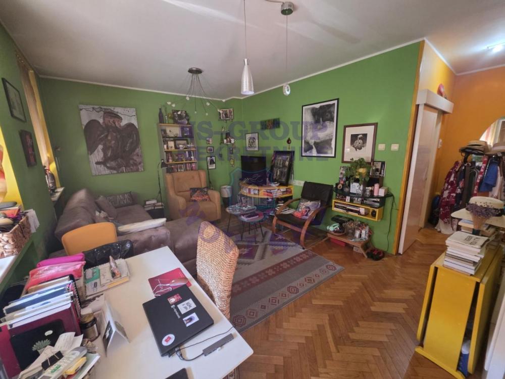 Slika 8 - Trosoban, 61m2, DOŽA ĐEĐRĐA Novi Sad, sa terasom, ima lift