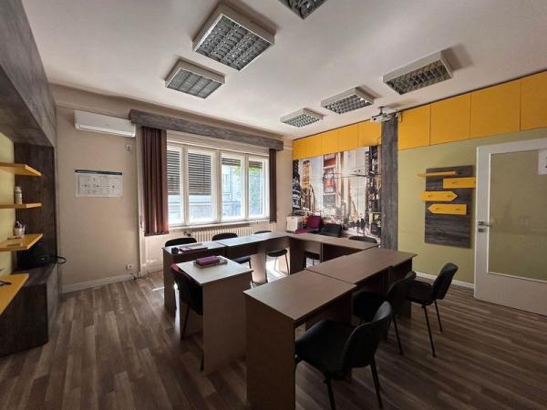 Slika 8 - Odličan stan u centru 155m2   528688