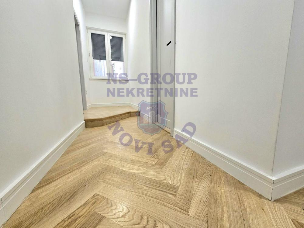 Slika 5 - Trosoban, 73m2, Vojvode Mišića Novi Sad, sa terasom