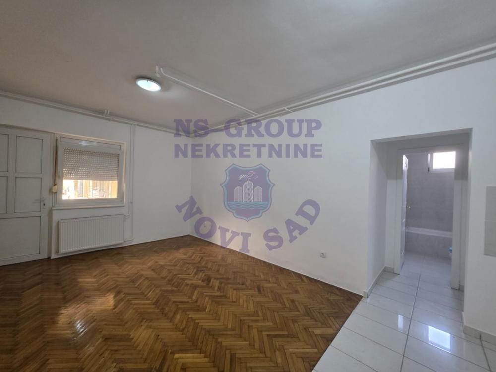 Slika 3 - Prodaja stana, 40m2, Podbara Novi Sad