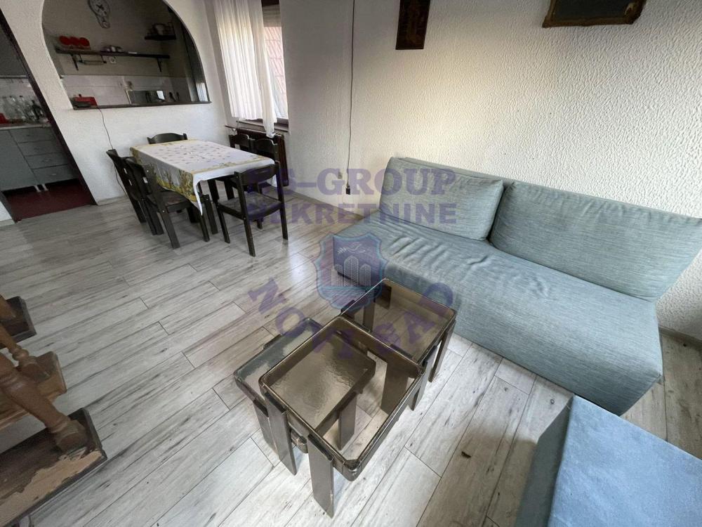 Slika 1 - Troiposoban, 73m2, Nova Detelinara Novi Sad