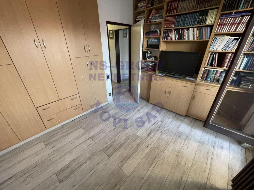 Slika 11 - Troiposoban, 73m2, Nova Detelinara Novi Sad