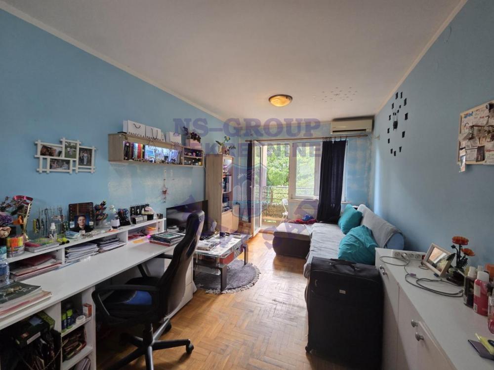 Slika 3 - Prodaja stana, 39m2, Bulevar Evrope Novi Sad, sa terasom, ima lift