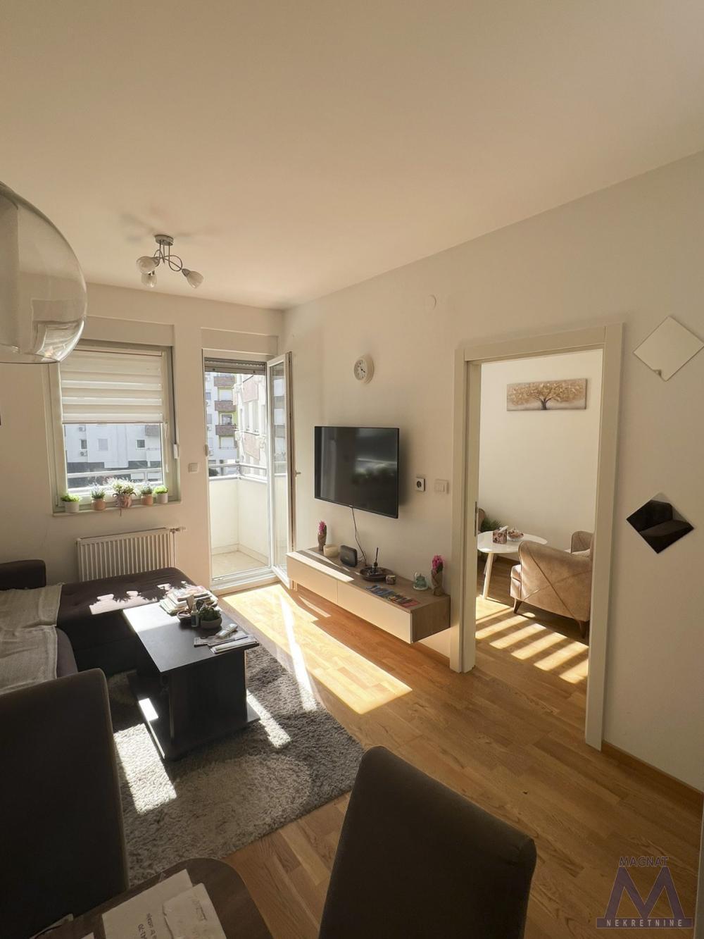 Glavna slika -Stan,NOVI SAD,KEJ,kv: 33, € 134000, ID: 1019440
