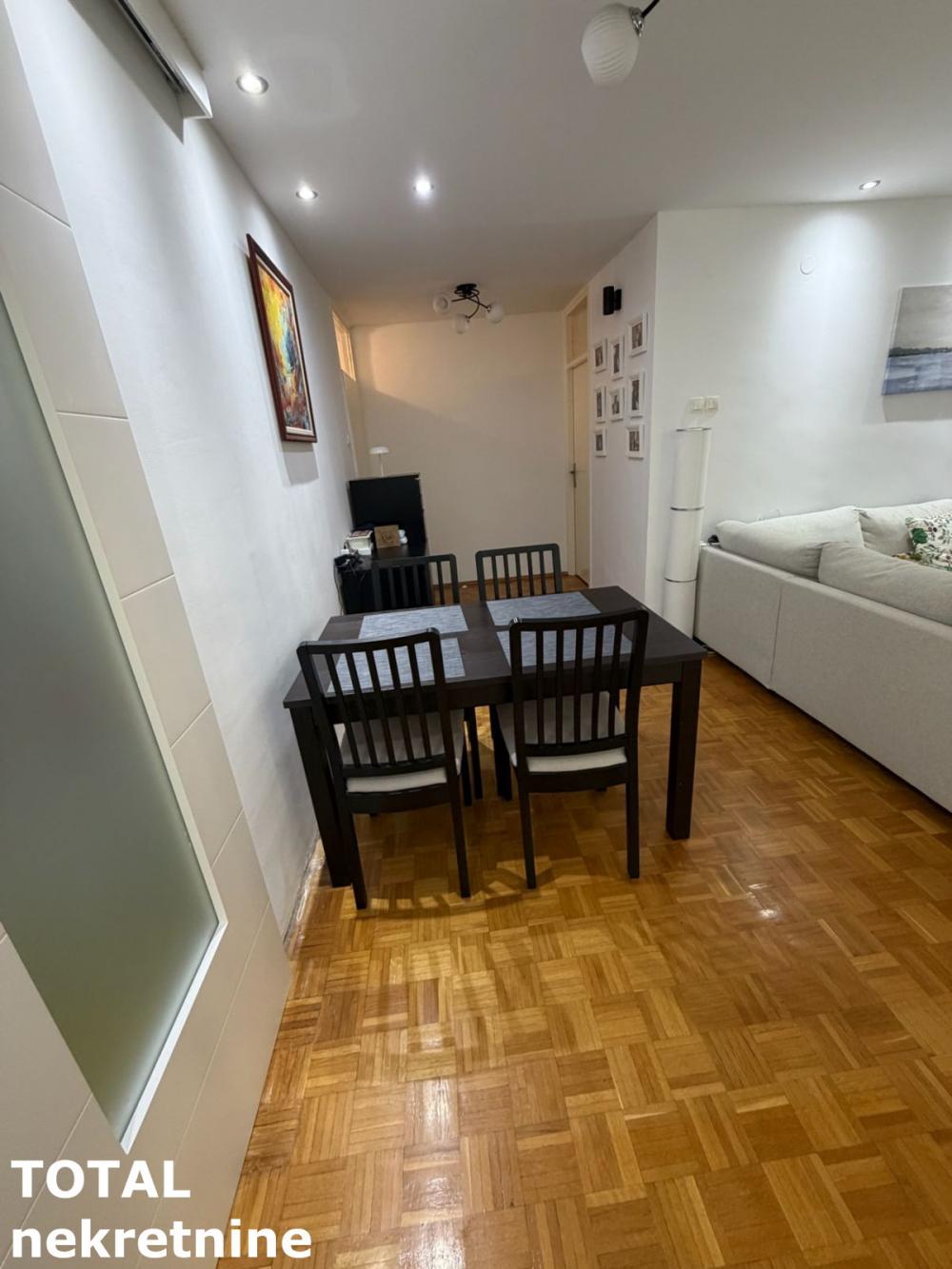 Slika 6 - Stan,NOVI SAD,LIMAN 3,kv: 55.00, € 200000, ID: 1103059