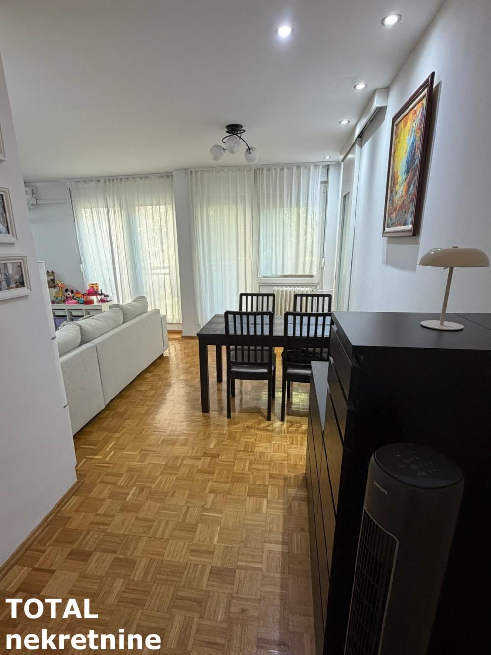 Slika 5 - Stan,NOVI SAD,LIMAN 3,kv: 55.00, € 200000, ID: 1103059