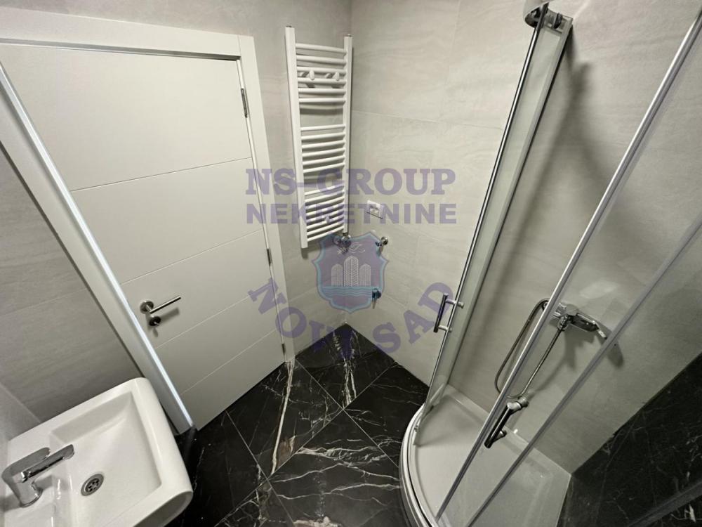 Slika 9 - Na prodaju garosnjera na Novom Naselju